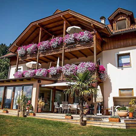 Ferienwohnungen Fischerhaus - Direkt Am See Мильстат Экстерьер фото