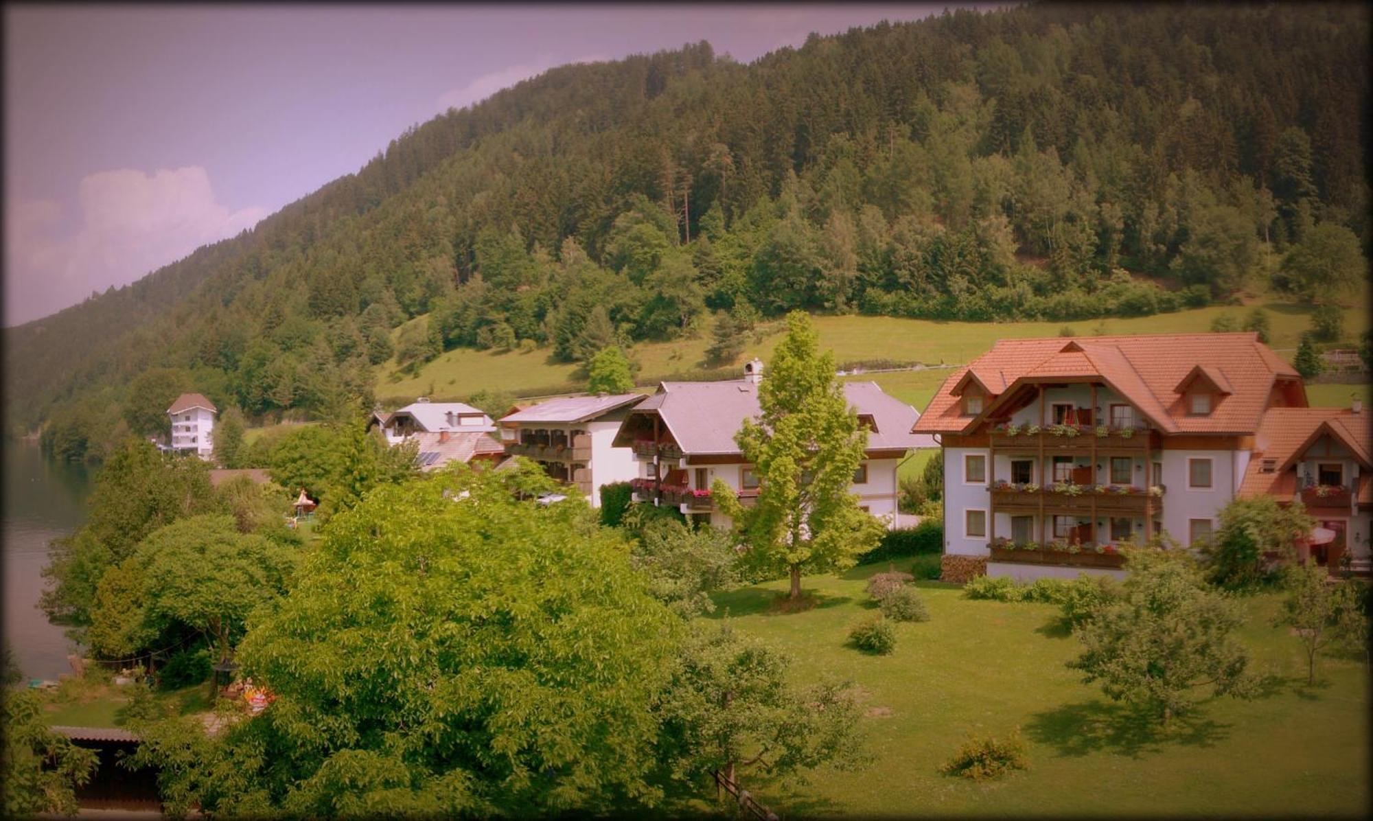 Ferienwohnungen Fischerhaus - Direkt Am See Мильстат Экстерьер фото